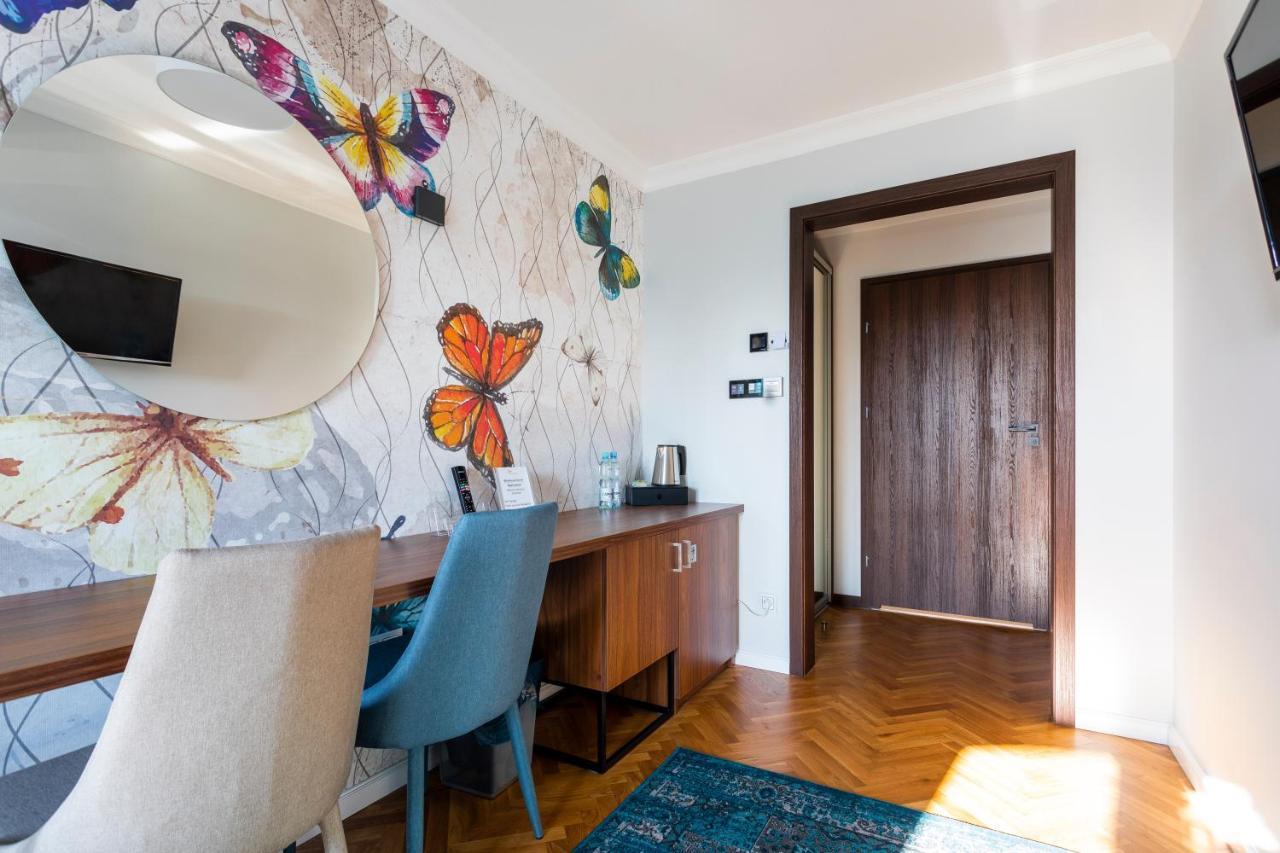 Forrest Apartments & Hostel Gdańsk Extérieur photo